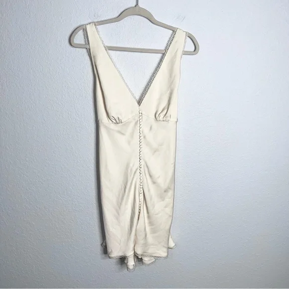 Meshki Cream Mini Dress - Picture 4 of 11